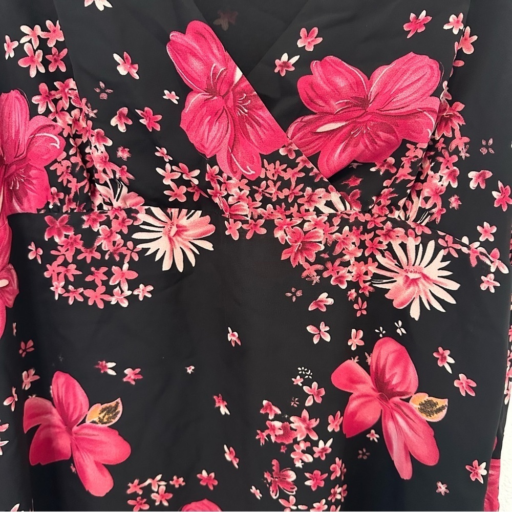 Women's XL Black Pink Floral Whimsy Goth Fantasy Fairy Sleeveless Casual Blouse - Picture 5 of 5